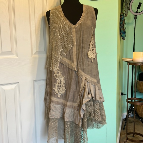 Elegant TAUPE Sleeveless Top/Dress - Picture 1 of 5